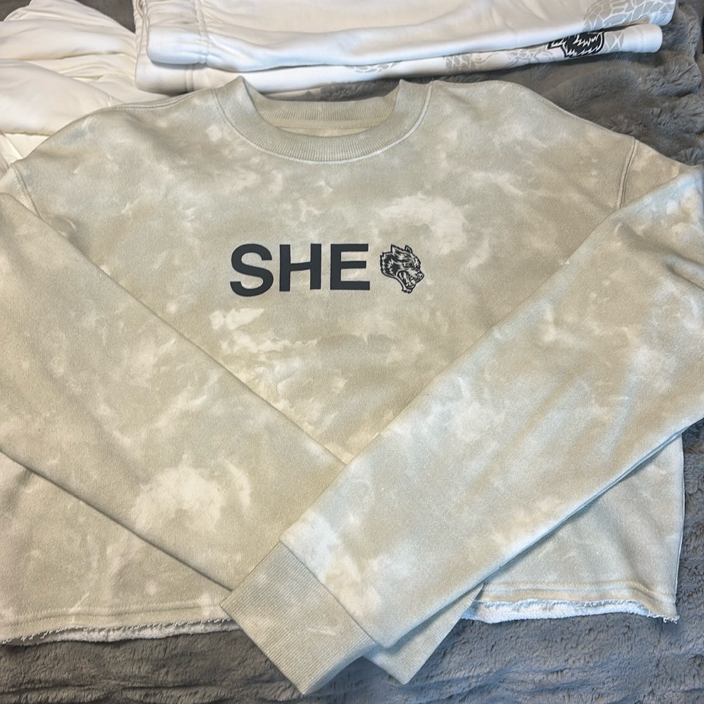 DARC cropp crew size medium